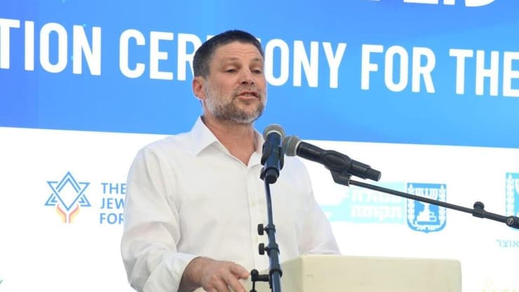בצלאל סמוטריץ'  בטקס הנחת אבן פינה ל-1,000 בתים חדשים בעוטף עזה