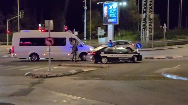 המשטרה חוסמת מעבר של מפגינים חרדים בדרכם לבית המפכ"ל