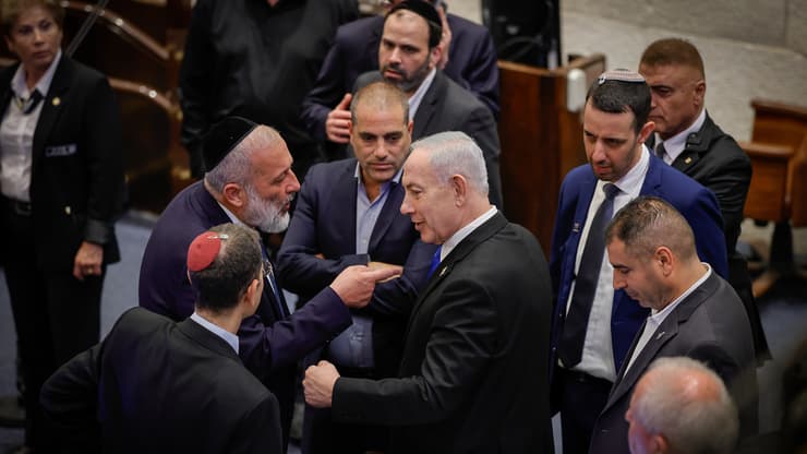 מליאת הכנסת בהצבעה על חוק יסוד לימוד תורה ( צילום: נועם מושקוביץ, דוברות הכנסת) מליאת הכנסת - הצבעה לחוק יסוד לימוד תורה