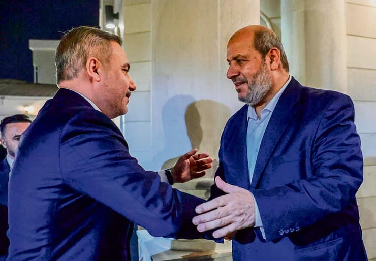 חליל אל־חיה בפגישה בקטאר. כישלון ישראלי