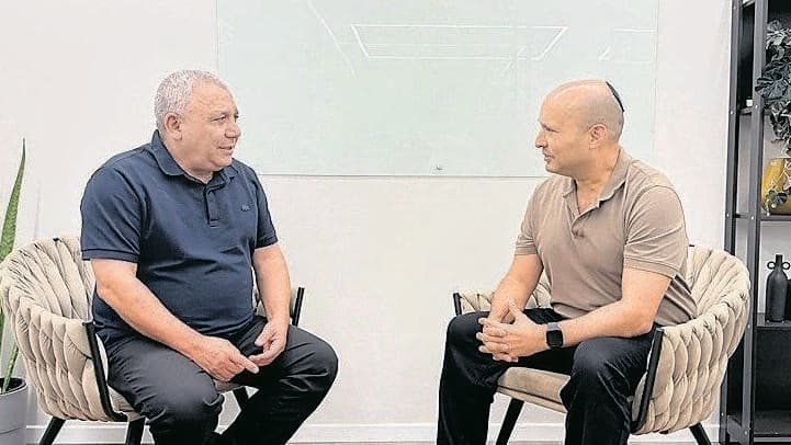 בנט ואיזנקוט. מי יוביל את הגוש? נפתלי בנט וגדי איזנקוט