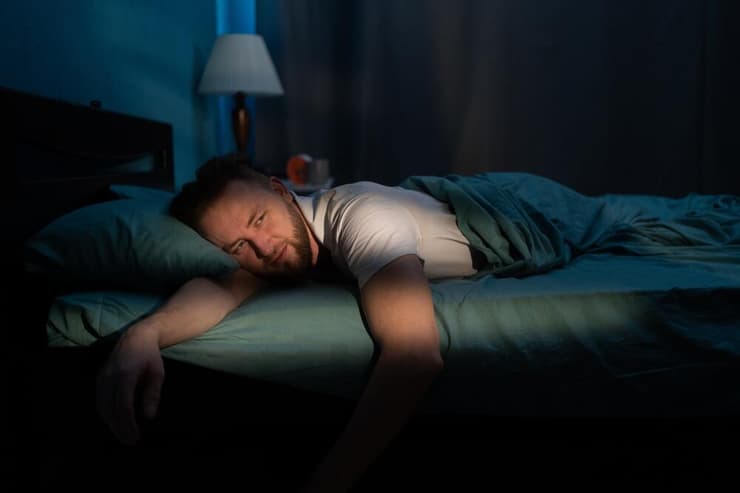 נידודי שינה (צילום: Shutterstock) נידודי שינה