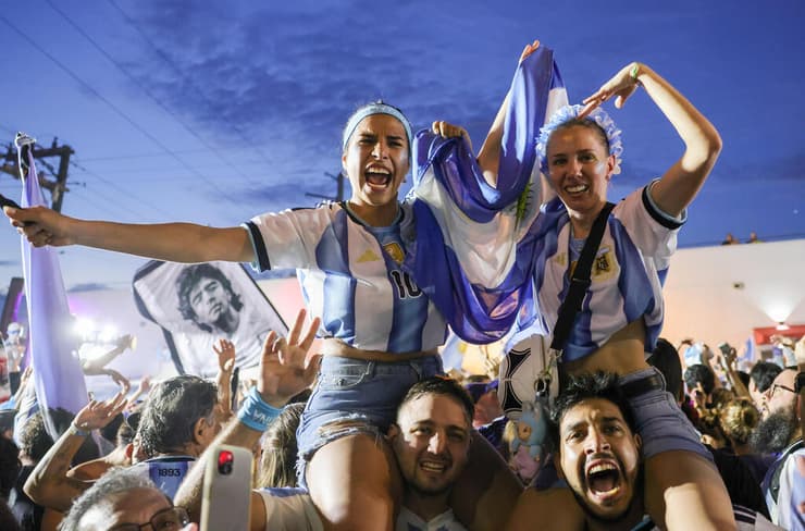 "תראה מה קורה פה" (צילום: עוז מועלם ) ארגנטינה במיאמי