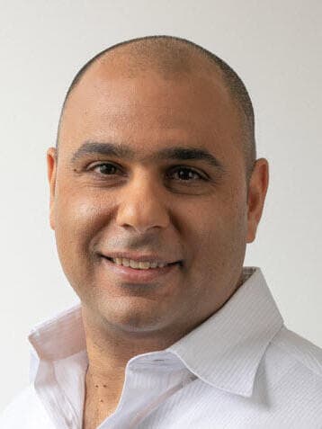 עוז סלטון
