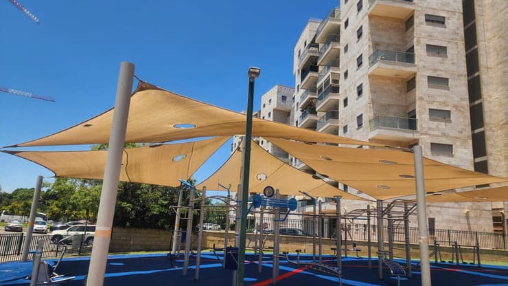 רחובות (צילום: דוברות עיריית רחובות) מתקני כושר רחובות הצעירה