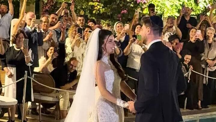 "תודה רבה לכם". חתונתם של סשה וספיר חתונתם של סשה וספיר