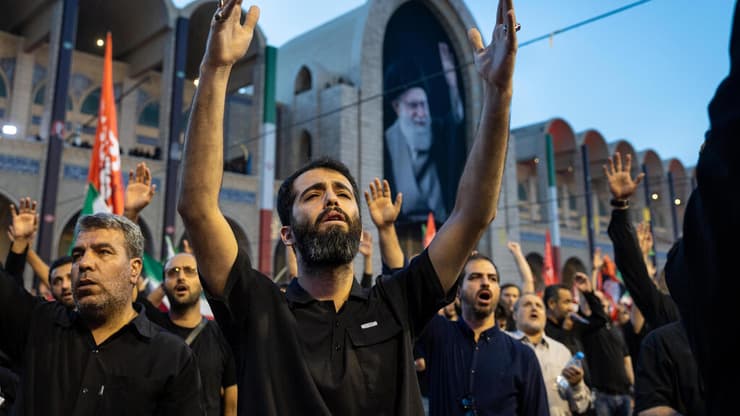 צילום: John Moore/Getty Images טהרן איראן מסע ההלוויה של עלי חמינאי