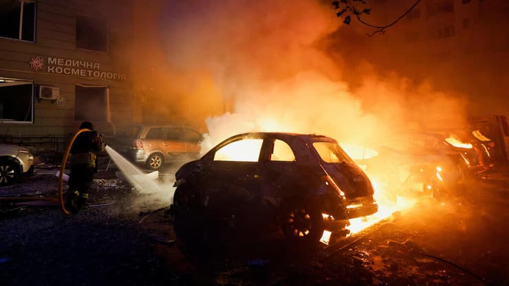 צילום: REUTERS/Valentyn Ogirenko מתקפה רוסיה אוקראינה קייב