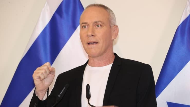 חילי טרופר במסיבת העיתונאים (צילום: מוטי קמחי) חילי טרופר במסיבת העיתונאים