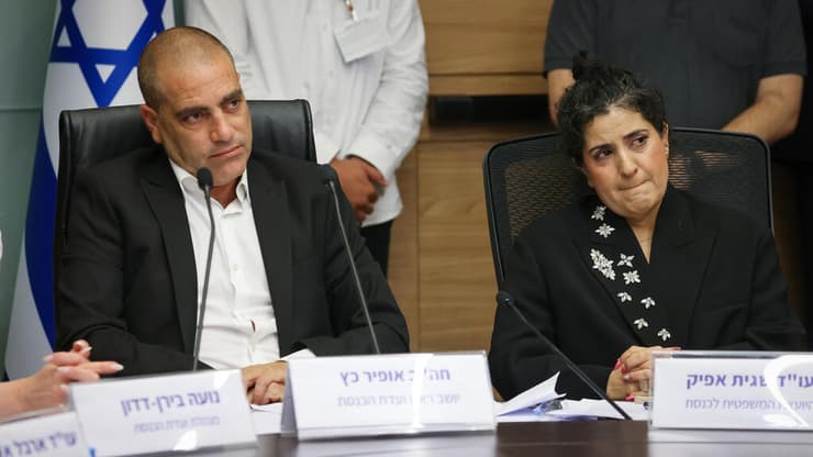 שגית אפיק ויו"ר הוועדה כץ (צילום: נועם מושקוביץ, דוברות הכנסת) חוק יסוד לימוד תורה