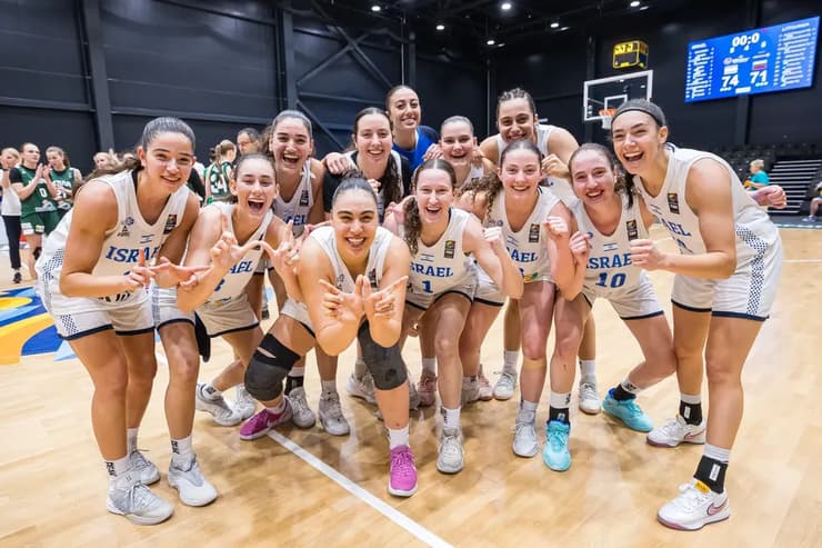 נבחרת העתודה. הישג מרשים (צילום: FIBA PHOTOS) נבחרת העתודה