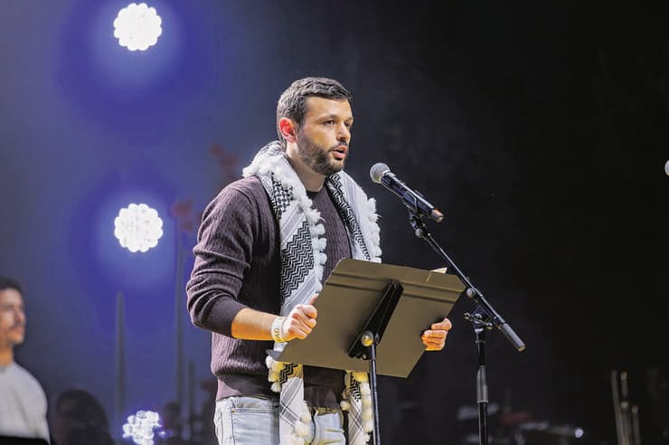ערב ברגותי (צילום: Gisela Jané/Getty Images) ערב ברגותי