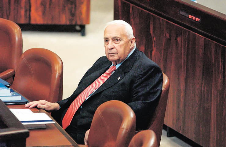 אריאל שרון (צילום: אלכס קולומויסקי) אריאל שרון