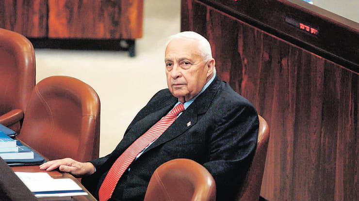 שרון. ניצח בבחירות היחידות בישראל שבהן הצביעו רק לראש ממשלה (צילום: אלכס קולומויסקי) אריאל שרון