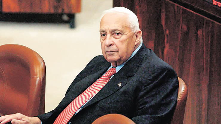 אריאל שרון. לקה בשבץ מוחי קשה ונבצר ממנו למלא את תפקידו (צילום: אלכס קולומויסקי) אריאל שרון
