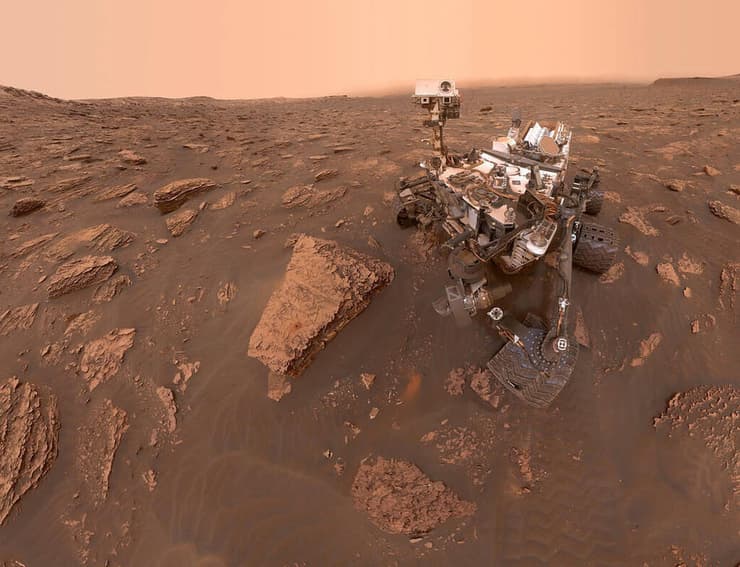רכב החלל קיוריוסיטי על מאדים (צילום: NASA/JPL-Caltech/MSSS) רכב החלל קיוריוסיטי על מאדים