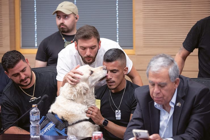 יוסי סרדי, השבוע בכנסת (צילום: אלכס קולומויסקי) יוסי סרדי, השבוע בכנסת
