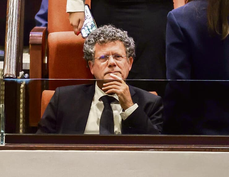 נשיא העליון יצחק עמית בכנסת. פרשנות החוק הותאמה לטעמו הפוליטי של בית המשפט