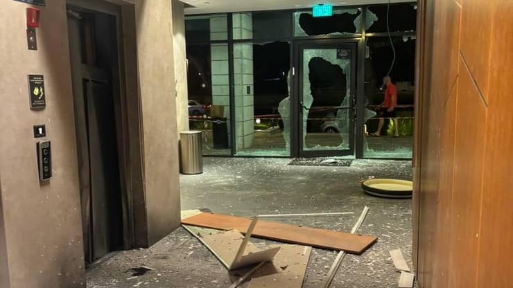 צילום: סעיף 27א לפי חוק זכויות יוצרים נזק לבניין ברחוב שלום עליכם בנתניה מרימון רסס