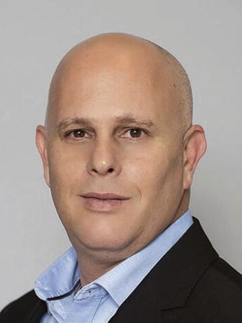 אופיר שרון