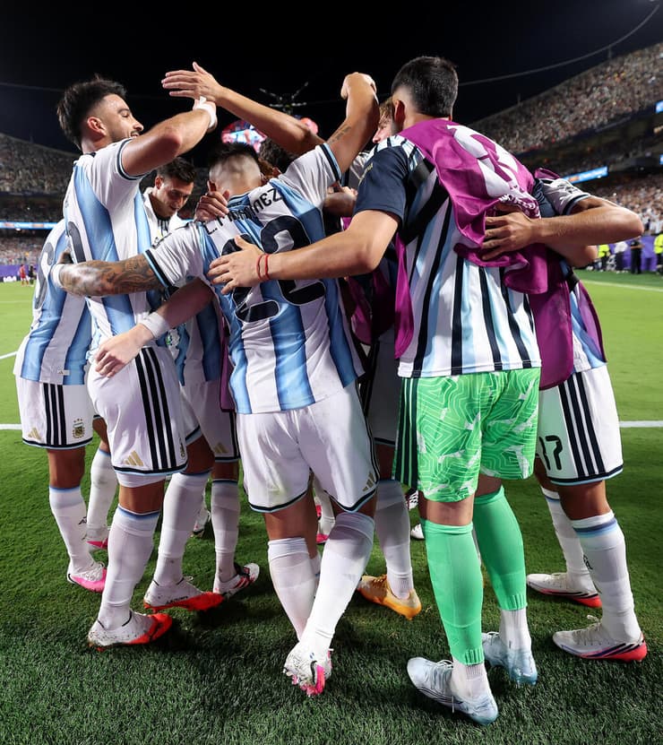 אושר ארגנטינאי בקנזס סיטי (צילום: Carl Recine/Getty Images) חגיגה ארגנטינה