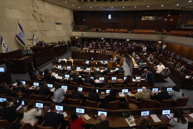 בגוש השינוי נערכים למאבק פרלמנטרי. מליאת הכנסת (צילום: אלכס גמבורג) מליאת הכנסת