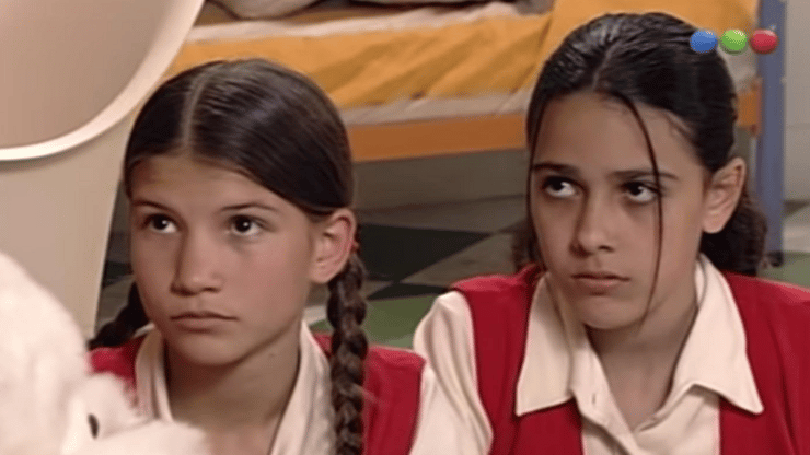"טלנובלה הייתה חלק מההווי". מתוך "קטנטנות" (צילום מסך) מתוך "קטנטנות"