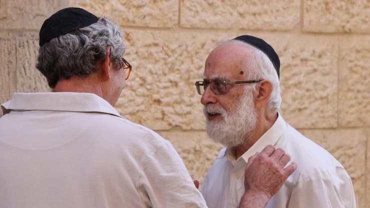 אביו של יהודה (מימין) עם ג'רמי (צילום: מוטי קמחי) יהודה רובינוביץ', ג'רמי פלדמן