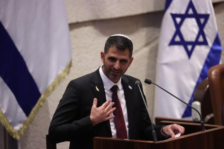 הרגיז ישראלים שחיים בחו"ל. השר קרעי (צילום: אלכס קולומויסקי ) שלמה קרעי במליאת הכנסת