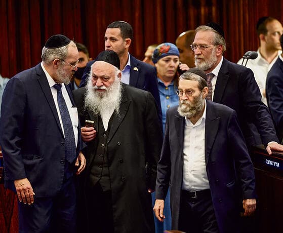 סערת החקיקה בכנסת, השבוע. כך נמנעת הסכמה רחבה במחלוקת המשפטית הגדולה של החברה הישראלית סערת החקיקה בכנסת, השבוע. כך נמנעת הסכמה רחבה במחלוקת המשפטית הגדולה של החברה הישראלית