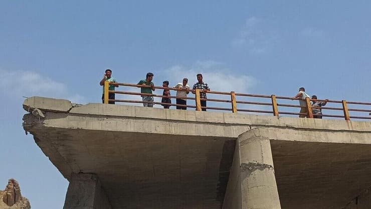 גשר בנדר עבאס רודאן שהותקף באיראן גשר בנדר עבאס רודאן שהותקף באיראן