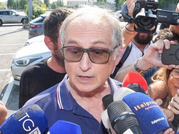 מריו רוג'רו, שטען: "הייתה לי כל זכות לירות, חששתי שהם יחזרו" (צילום: ansa) מריו רוג'רו איטליה שנכלא בגין ירי למוות בשודדים בחנות תכשיטים