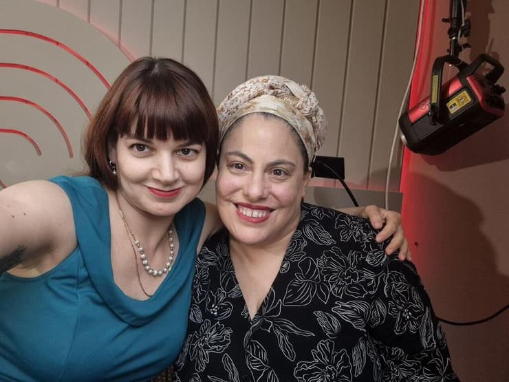 סיון דרשן ולורי שטטמאור באולפני Be.po (צילום: נסטיה שוסטר) סיון דרשן ולורי שטטמאור