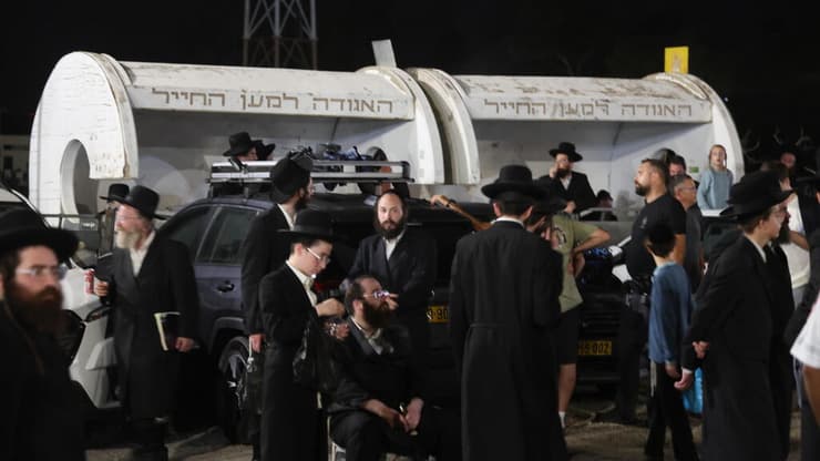 צילום: יריב כץ מחאת חרדים ממול כלא 10
