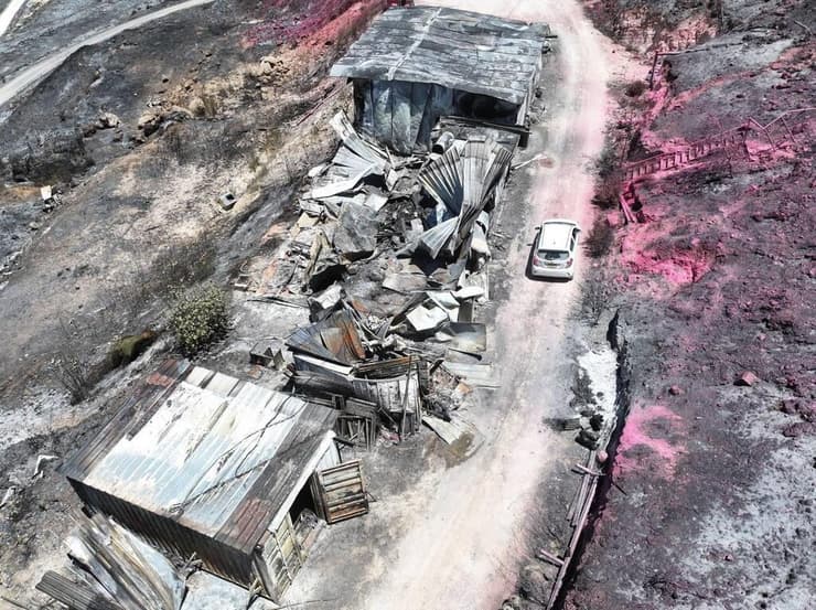 בית משפחת ברויאר אחרי השריפה (צילום: אור זלינגר) בית משפחת ברוייאר אחרי השריפה