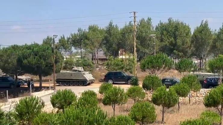 "הפסקת אש זה ביטוי מטעה". צבא לבנון נכנס לאחד מכפרי הפיילוט כוחות צבא לבנון נכנסים לכפר זוטר אל-גרביה בדרום לבנון כחלק מההסכם מול ישראל