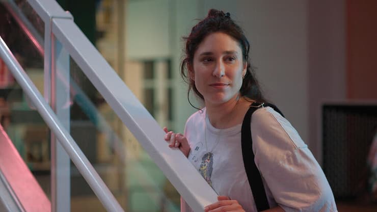 מתוך "בודקת" (צילום: אייל אפרתי, באדיבות yes) מתוך "בודקת"