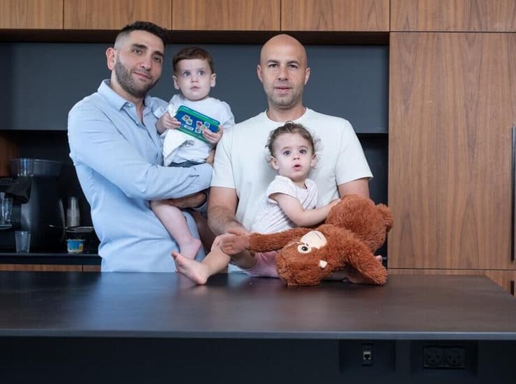 משפחת וולף חצבאני - על הספה