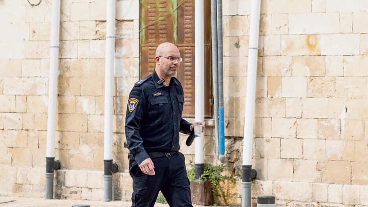 סנ"צ אודי רונן. מדובר בכמות גדולה מאוד, אבל אנחנו עושים זאת בשמחה" (צילום: נעמה שטרן, מקור ראשון) סנ"צ אודי רונן. מדובר בכמות גדולה מאוד, אבל אנחנו עושים זאת בשמחה" | צילום: נעמה שטרן, מקור ראשון