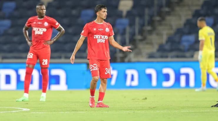 "עובד קשה מאוד". גונן