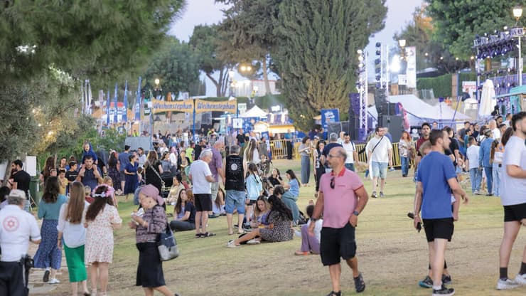 אוטואוכל (צילום: אסי צרפתי) אוטואוכל