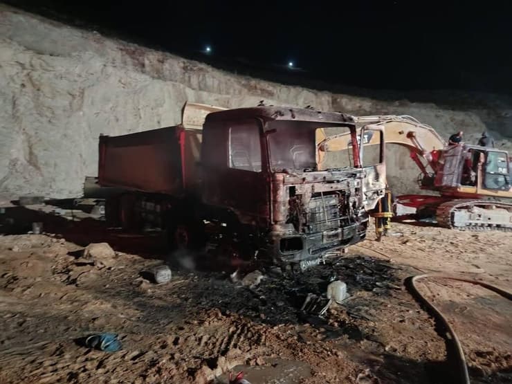 ההרס במחצבה הוצת ציוד כבש של מחצבה בצפון מזרח לרמאללה