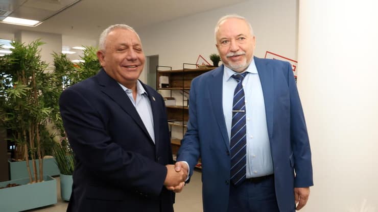 ליברמן ואיזנקוט בחודש יולי (צילום: שאול גולן) ועידת הביטחון הלאומי של קבוצת "ידיעות אחרונות" בשיתוף המכון למחקרי ביטחון לאומי INSS