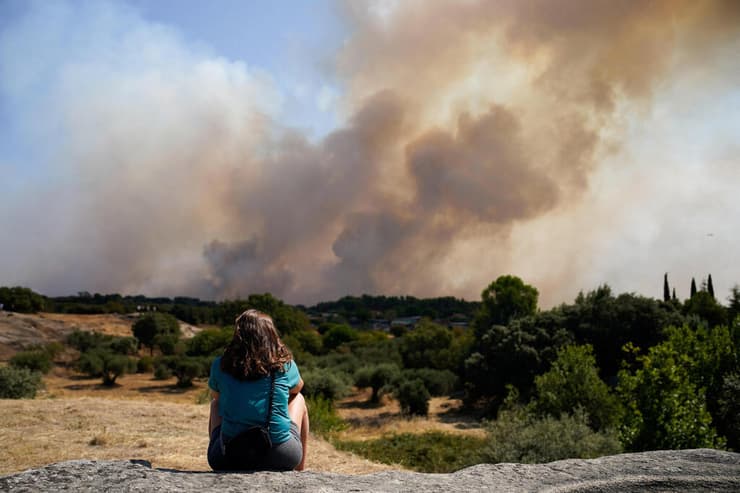 צילום: REUTERS/Ana Beltran שריפה מערבית ל מדריד ספרד
