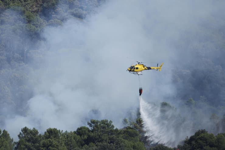 צילום: Oscar DEL POZO / AFP שריפה מערבית ל מדריד ספרד