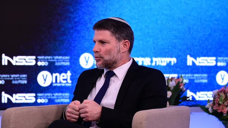 עבדו בשיתוף פעולה. סמוטריץ' החמיא לבלוט (צילום: יובל חן) ועידת הביטחון הלאומי של קבוצת "ידיעות אחרונות" בשיתוף המכון למחקרי ביטחון לאומי INSS
