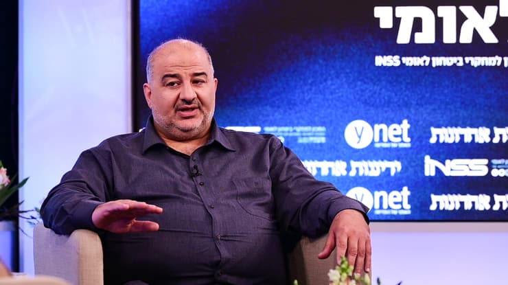 ח"כ עבאס בוועידה (צילום: יובל חן) ועידת הביטחון הלאומי של קבוצת "ידיעות אחרונות" בשיתוף המכון למחקרי ביטחון לאומי INSS