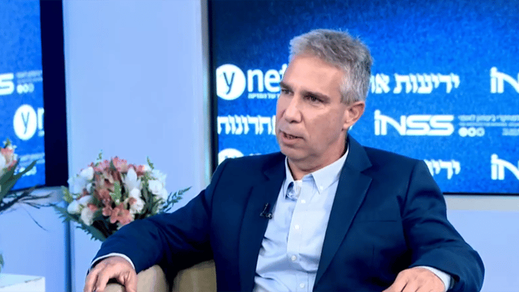עורך הסקר, תא"ל (במיל') יובל אילון (צילום: אורי דוידוביץ וליאור שרון) ועידת הביטחון הלאומי של קבוצת "ידיעות אחרונות" בשיתוף המכון למחקרי ביטחון לאומי INSS