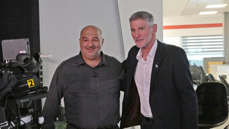 גולן ועבאס. "שותפות בריאה וטובה" (צילום: יובל חן) ועידת הביטחון הלאומי של קבוצת "ידיעות אחרונות" בשיתוף המכון למחקרי ביטחון לאומי INSS