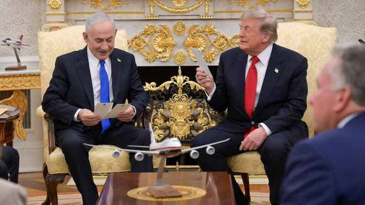 טראמפ ונתניהו. למחרת הסעודים הציגו את המסר ההפוך (צילום: מעיין טואף/ לע״מ) ראש הממשלה בנימין נתניהו נפגש עם נשיא ארה"ב דונלד טראמפ בבית הלבן